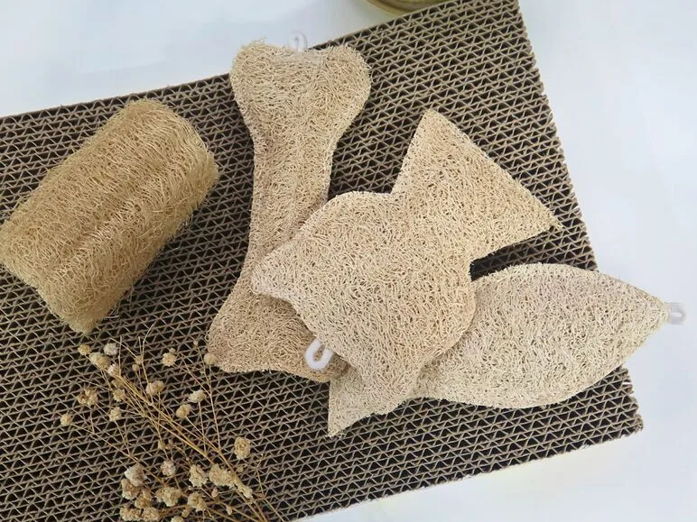 Loofah pet toys in several shapes