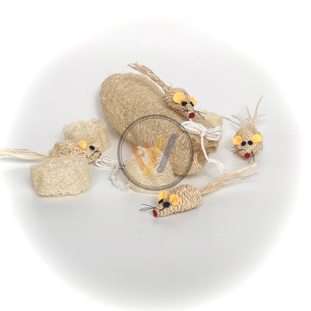 Loofah Pet Toy in Mouse Shape